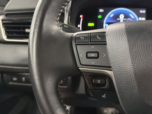 Used 2025 Toyota Camry SE FWD image 21