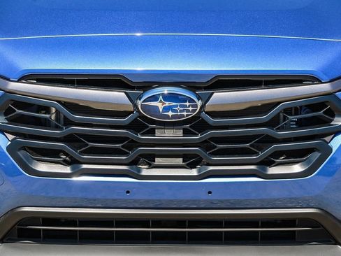 New 2025 Subaru Crosstrek 2.0i Premium image 23