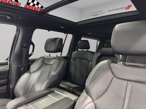 Used 2024 Jeep Wagoneer Series II w/ Convenience Group I image 20