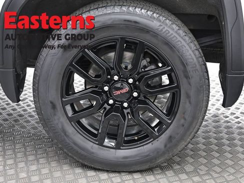 Used 2022 GMC Sierra 1500 Elevation image 35