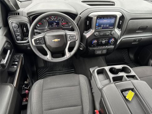 Used 2022 Chevrolet Silverado 1500 LT AWD/4WD image 14