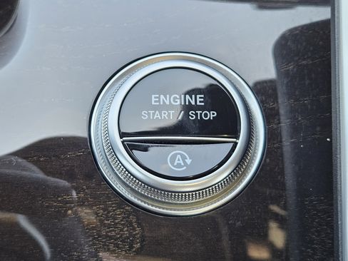 Used 2023 Mercedes-Benz C 300 Sedan image 22