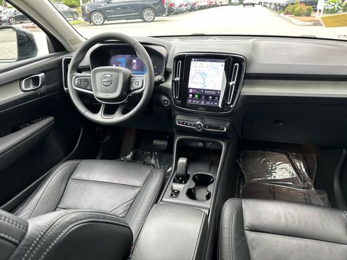 Used 2024 Volvo XC40 B5 Core w/ Protection Package Premier AWD/4WD image 40