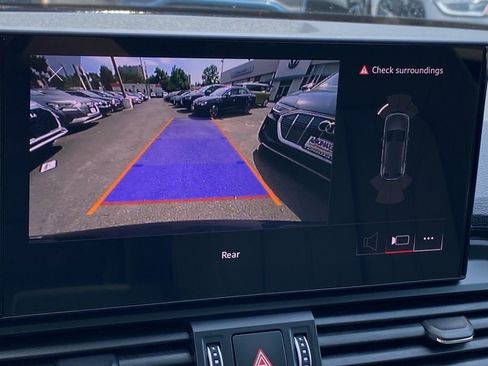 Used 2022 Audi Q5 2.0T Premium image 18