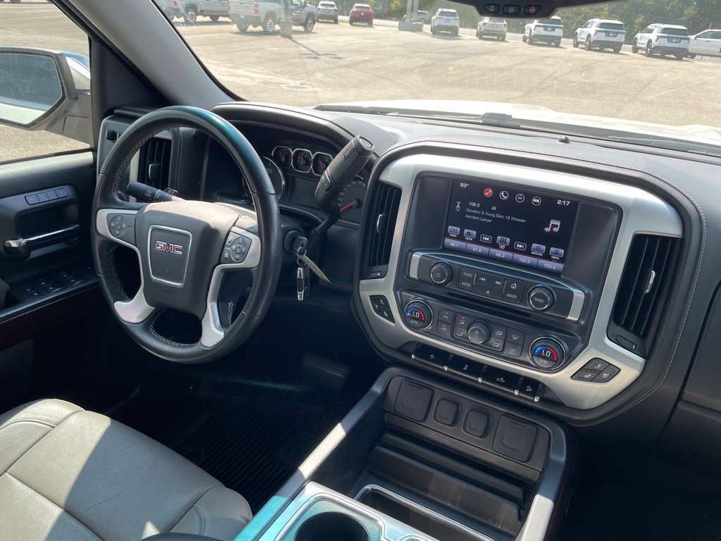 Used 2016 GMC Sierra 1500 SLT w/ SLT Premium Package AWD/4WD image 31