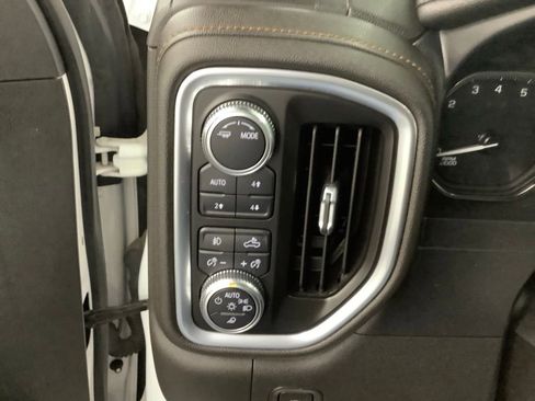 Used 2021 GMC Sierra 1500 AT4 AWD/4WD image 14