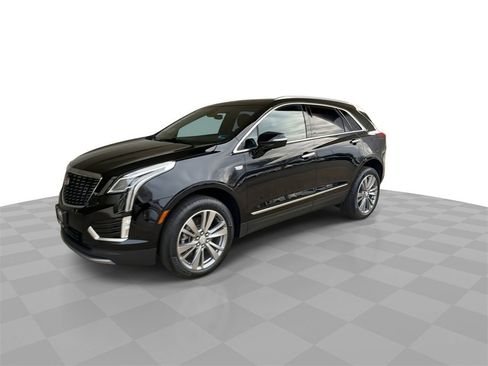 Certified 2025 Cadillac XT5 Premium Luxury image 4
