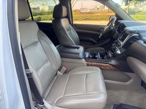 Used 2017 Chevrolet Tahoe Premier RWD image 20