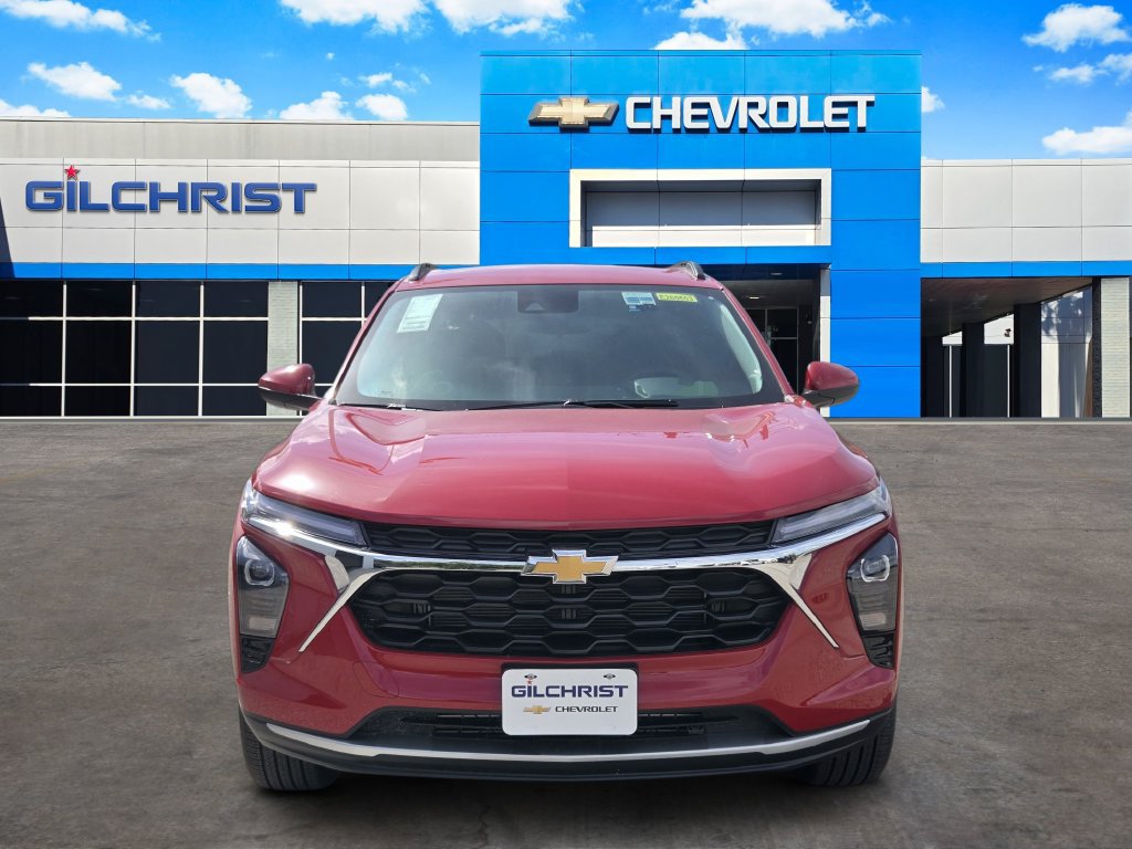New 2026 Chevrolet Trax LT w/ LT Convenience Package FWD image 2