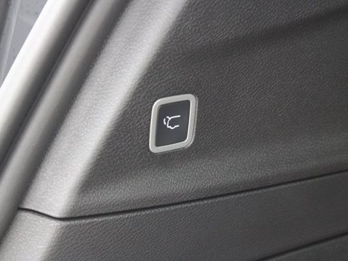 New 2026 Chrysler Pacifica Select image 34