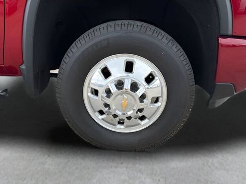 Used 2024 Chevrolet Silverado 3500 High Country AWD/4WD image 9