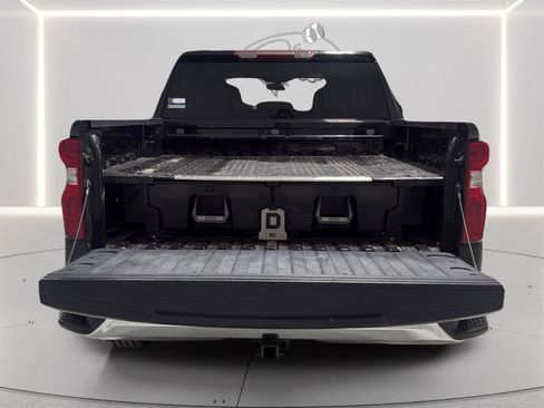 Used 2021 Chevrolet Silverado 1500 LT AWD/4WD image 11