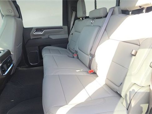 New 2026 GMC Sierra 2500 SLT w/ SLT Premium Package image 25