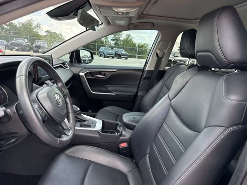 Certified 2022 Toyota RAV4 XLE Premium FWD image 13