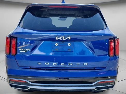 Used 2022 Kia Sorento SX image 5