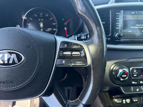 Used 2019 Kia Sorento EX w/ EX Touring Package AWD/4WD image 22