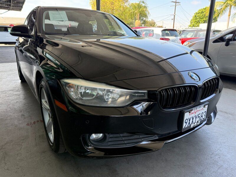 Used 2015 BMW 320i Sedan RWD image 9