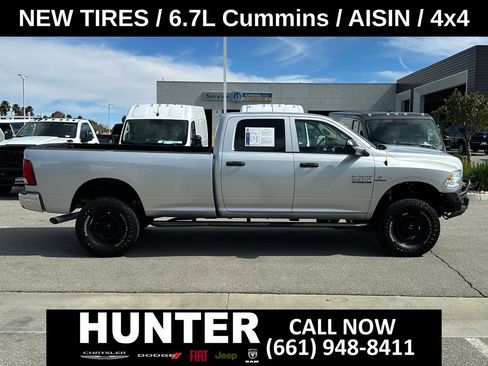 Used 2018 RAM 3500 Tradesman w/ Chrome Appearance Group image 9