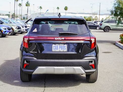 New 2026 Kia Seltos LX image 6
