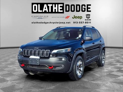 Used 2019 Jeep Cherokee Trailhawk w/ Cold Weather Group image 1