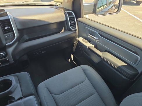 Used 2020 RAM 1500 Big Horn AWD/4WD image 12