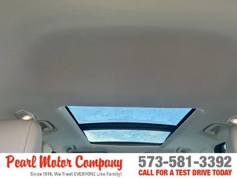 Used 2017 Ford Escape Titanium AWD/4WD image 24