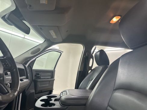 Used 2018 RAM 2500 Tradesman w/ Popular Equipment Group image 32