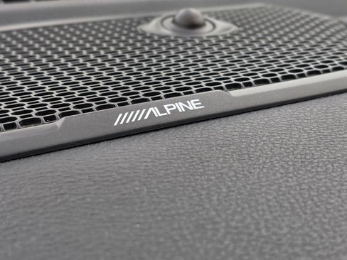 Used 2024 RAM 1500 Laramie image 22