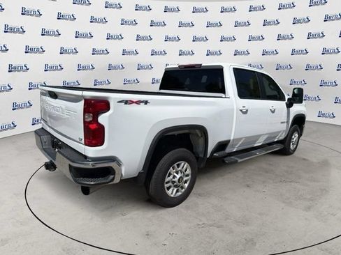 Used 2025 Chevrolet Silverado 2500 LT w/ Convenience Package AWD/4WD image 9