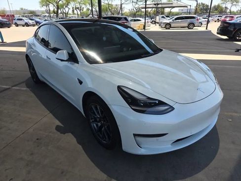 Used 2022 Tesla Model 3 Long Range AWD/4WD image 2