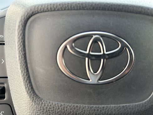 Used 2024 Toyota Prius LE image 26