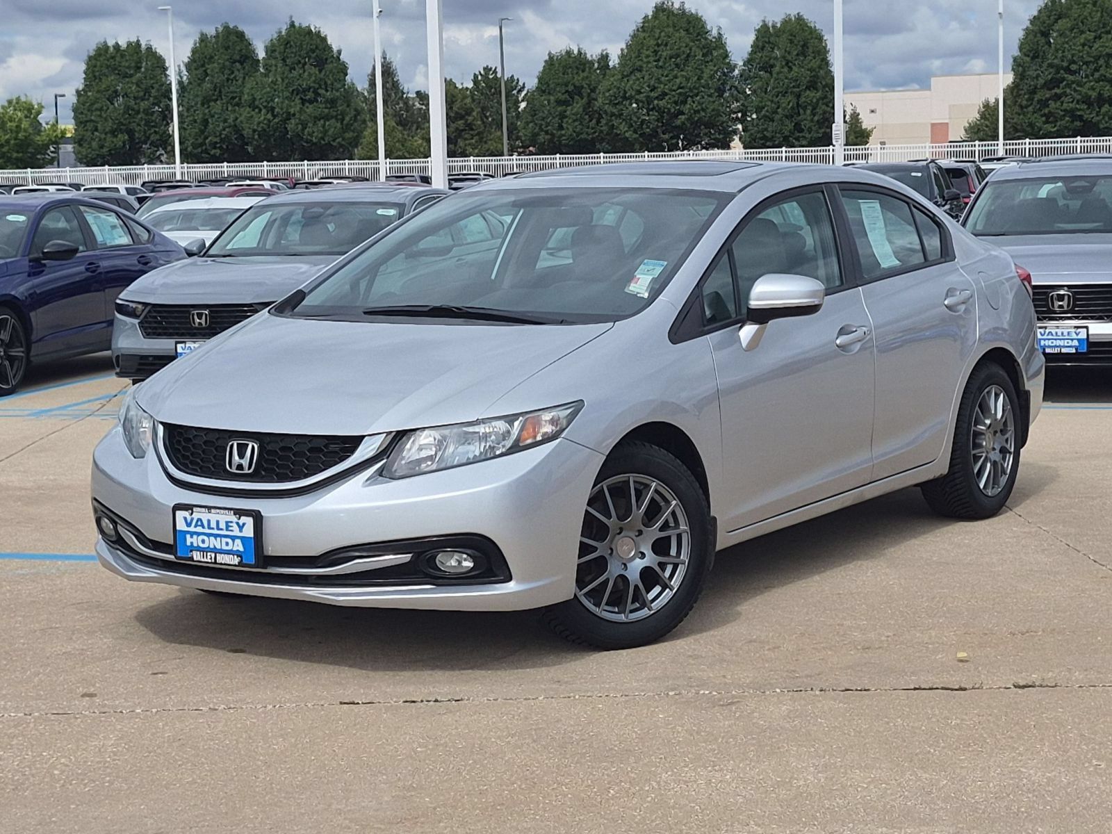 Used 2014 Honda Civic EX-L image 2