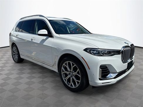 Used 2020 BMW X7 xDrive40i w/ Premium Package image 4