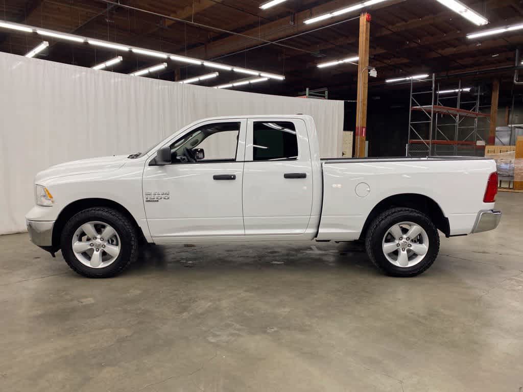 Used 2024 RAM 1500 Classic SLT AWD/4WD image 3