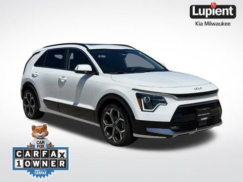 Used 2023 Kia Niro EX Touring FWD image 1