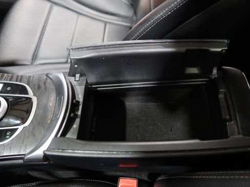 Used 2018 Mercedes-Benz C 300 Sedan w/ Premium Package image 25