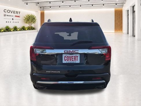 Used 2021 GMC Acadia Denali w/ Denali Technology Package FWD image 11