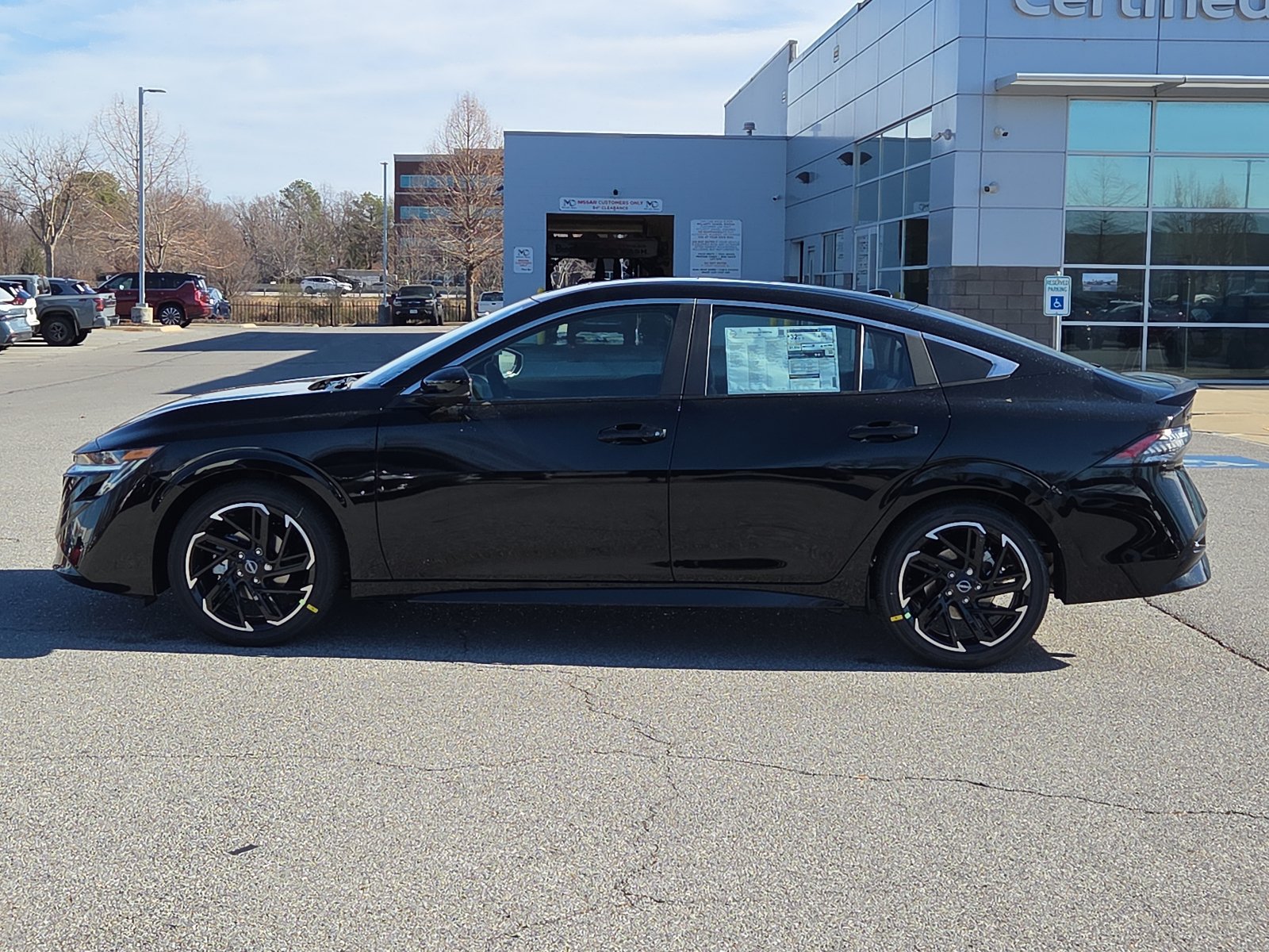 New 2026 Nissan Sentra SR w/ SR Premium Package FWD image 3