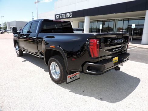 Certified 2026 GMC Sierra 3500 Denali Ultimate AWD/4WD image 7