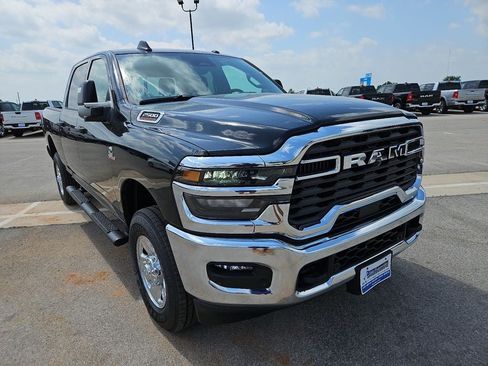 New 2026 RAM 2500 Tradesman AWD/4WD image 11