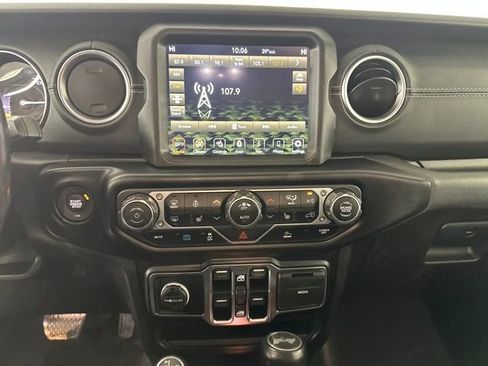 Used 2021 Jeep Wrangler Unlimited Sahara w/ Cold Weather Group image 21