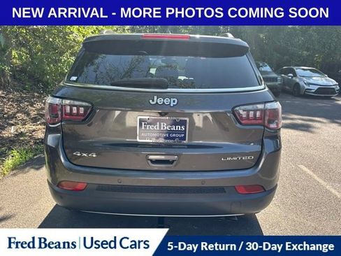 Used 2019 Jeep Compass Limited w/ Safety & Security Group AWD/4WD image 3