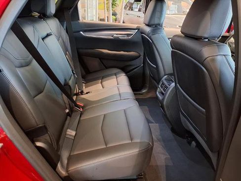 New 2026 Cadillac XT5 Luxury image 10