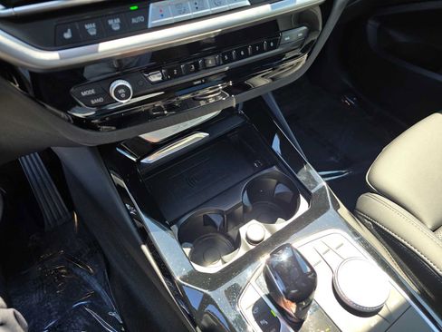 Used 2024 BMW X3 sDrive30i w/ Convenience Package RWD image 31