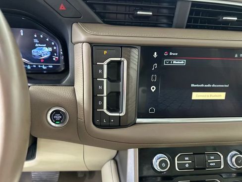 Used 2024 GMC Yukon Denali AWD/4WD image 20