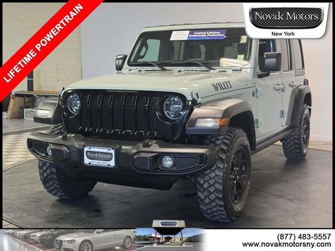 Used 2023 Jeep Wrangler Willys AWD/4WD image 4