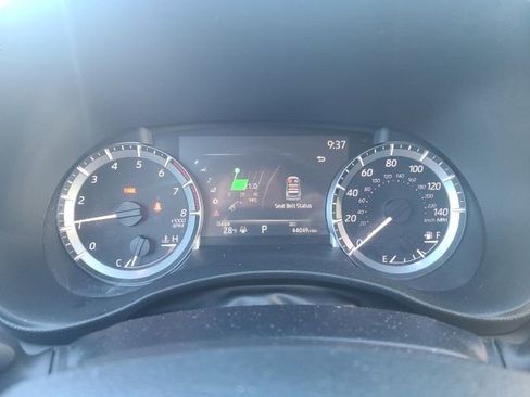 Used 2023 Toyota Highlander LE image 24