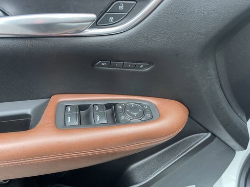 Used 2021 Cadillac XT5 Premium Luxury image 23