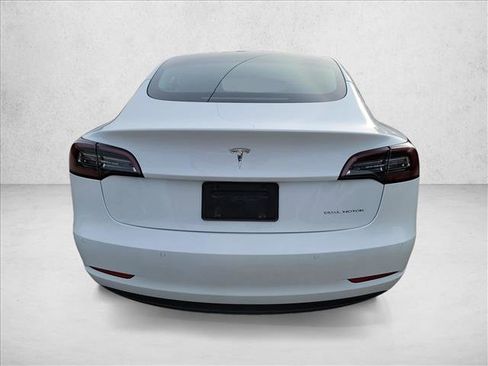Used 2022 Tesla Model 3 Long Range image 5