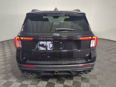 Certified 2025 Ford Explorer ST AWD/4WD image 8